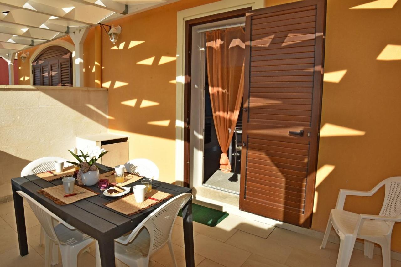Toto Residence Torre Lapillo Exterior foto