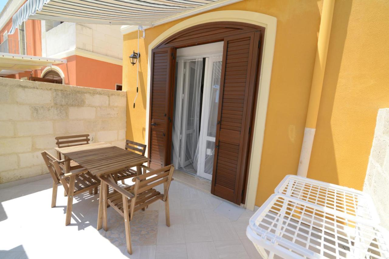Toto Residence Torre Lapillo Exterior foto