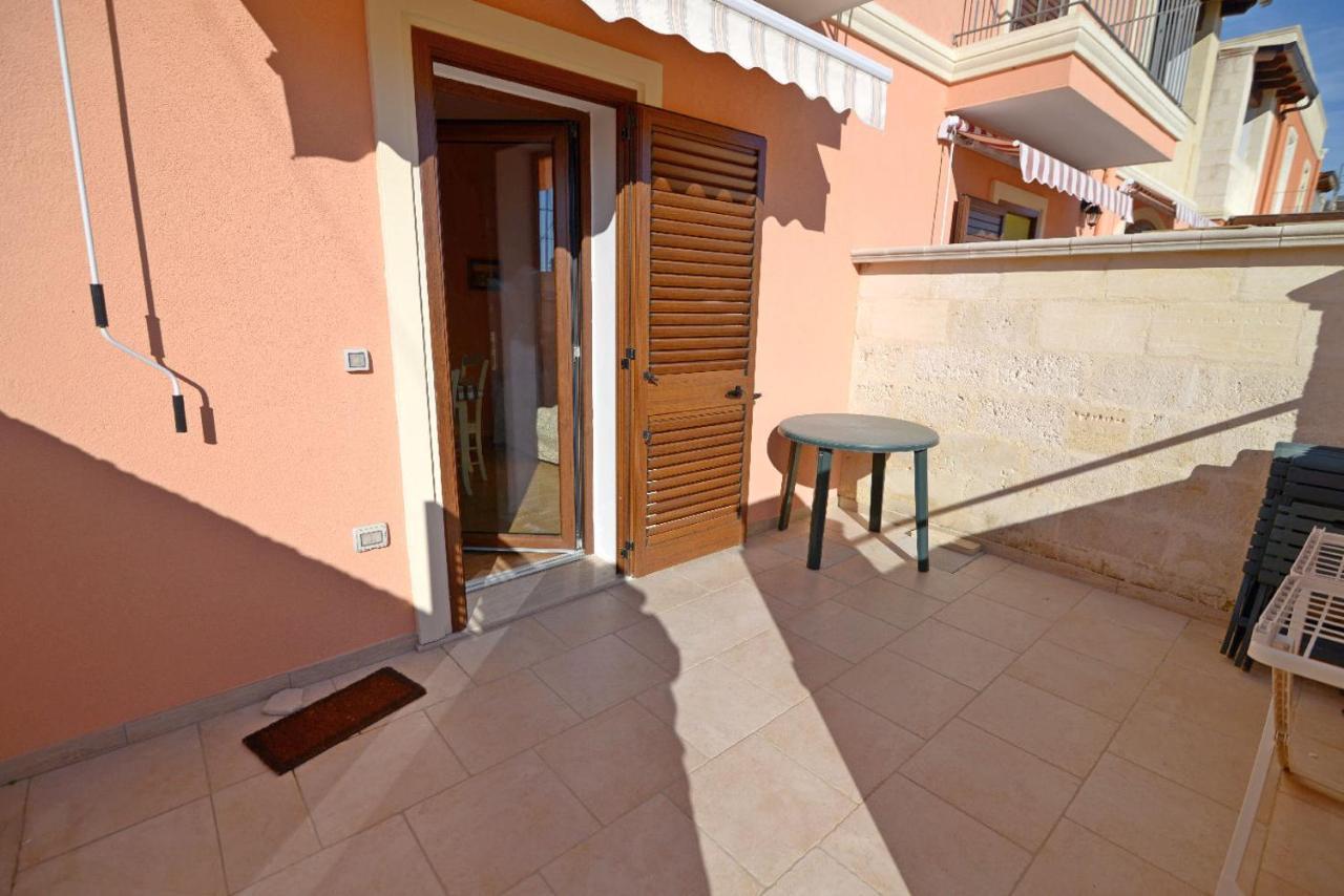 Toto Residence Torre Lapillo Exterior foto